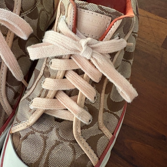 Coach Tennis Shoes size 8.5 - Picture 4 of 4